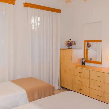 G House דירה טיראנה